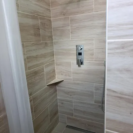 Apartament Pelso Hovirag