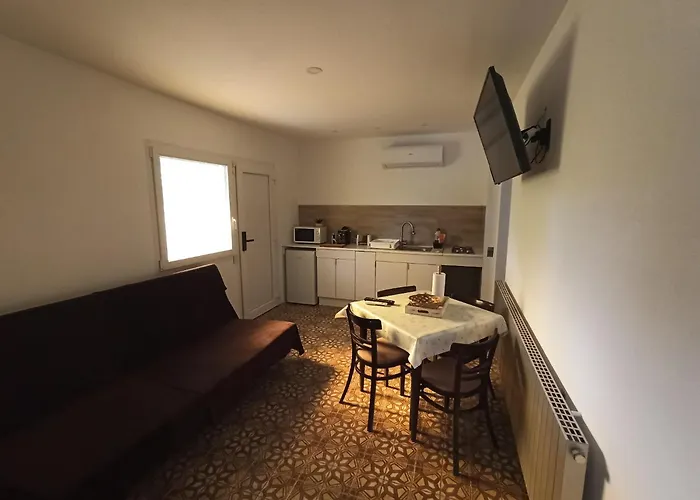 Pelso Hovirag 公寓