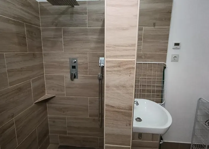 Pelso Hovirag 希欧福克